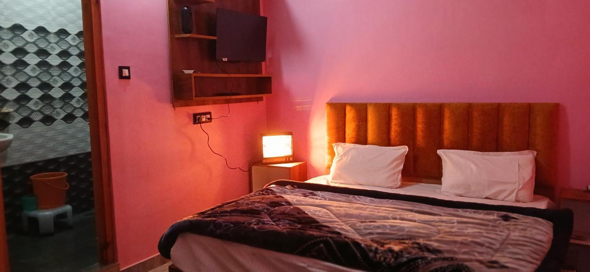 Golden Valley Hotel Kasol Eksteriør bilde